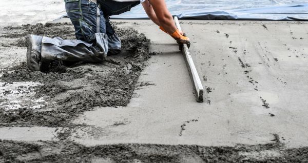 Cost of Cracked Driveway Repair in Greenwood